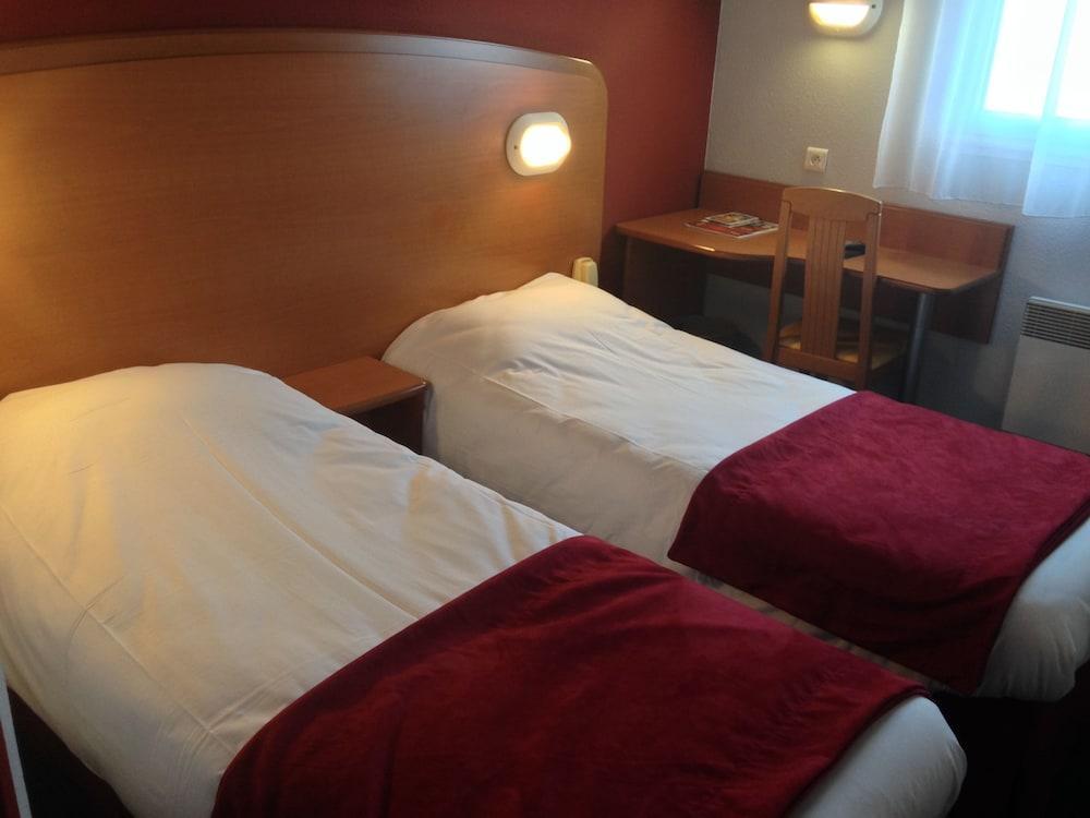 Hotel Initial By Balladins Amiens / ロンゴー エクステリア 写真