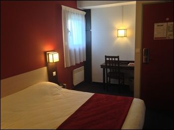 Hotel Initial By Balladins Amiens / ロンゴー エクステリア 写真